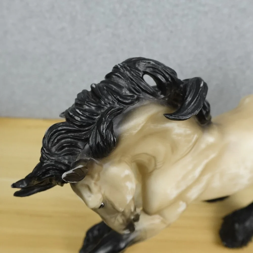 Breyer RETIRED 2019 TS Sampson Gypsy Vanner Good with Some Wear